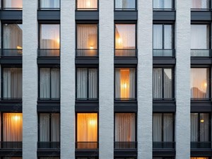 ¿Puede la comunidad de vecinos intervenir en un caso de okupación?